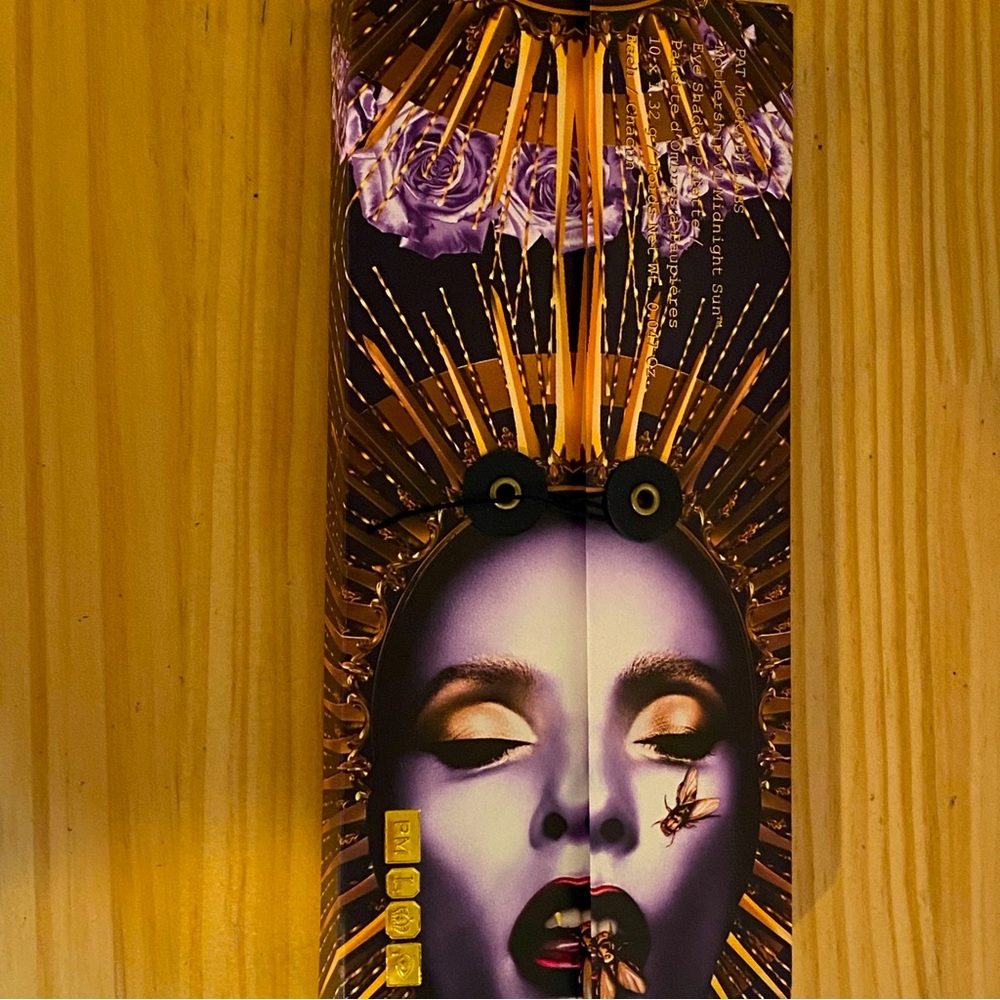 Pat McGrath Mothership VI eyeshadow palette midnight sun